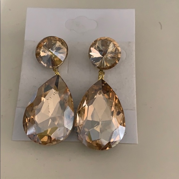 Dangle earrings! - Picture 3 of 4